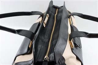 CHLOÉ BEIGE BLACK LEATHER COLORBLOCK LARGE ALICE SATCHEL TRAVEL BAG GIFT IDEA